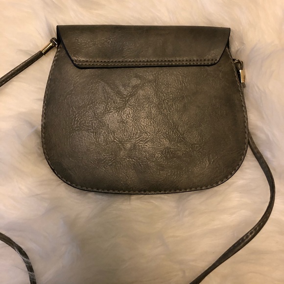 NWOT Small chevron studded crossbody - Picture 5 of 11